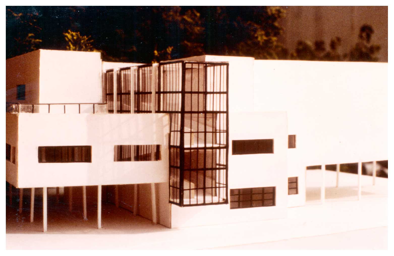 Projet d'une bibliothèque à la manière de La Corbusier    Patrick Renaud